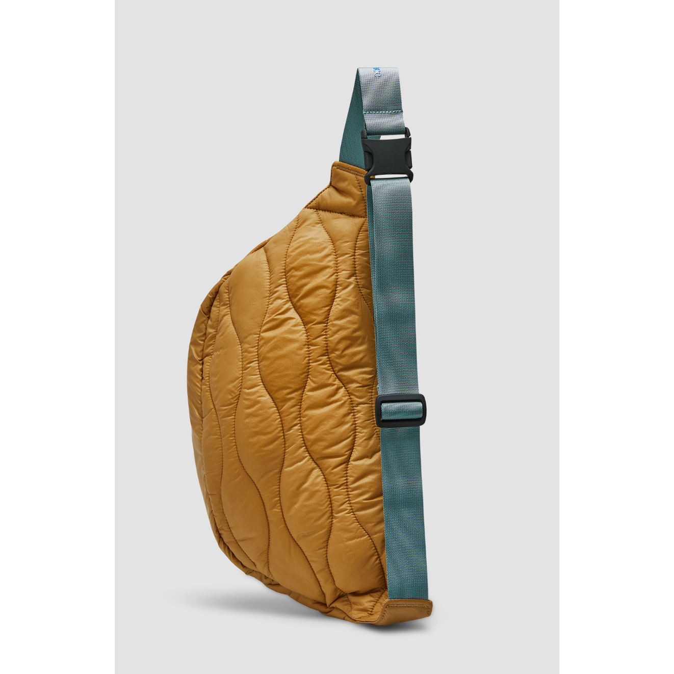 Helium Shoulder Bag - Sierra Sand||Helium Bum Bag - Sierra Sand