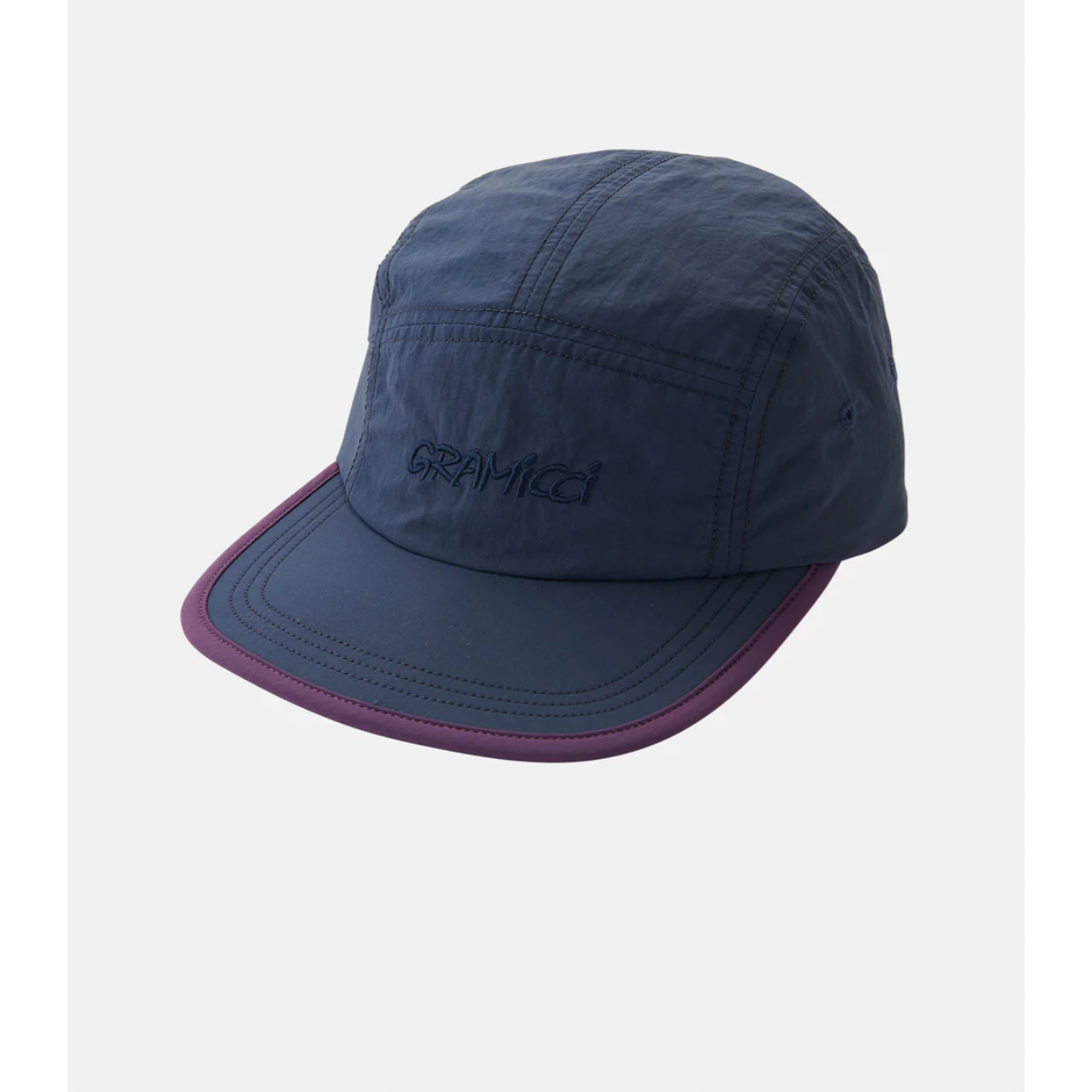 Casquette unisexe Gramicci en nylon – Marine/Raisin