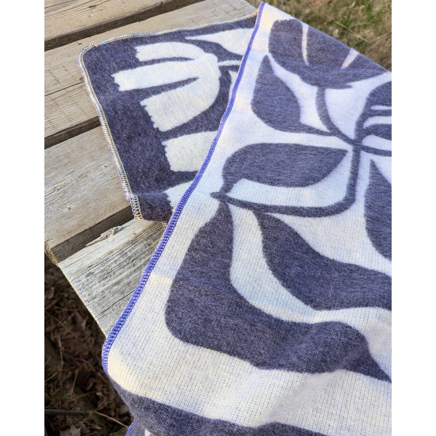 Couverture à fleurs — Lys