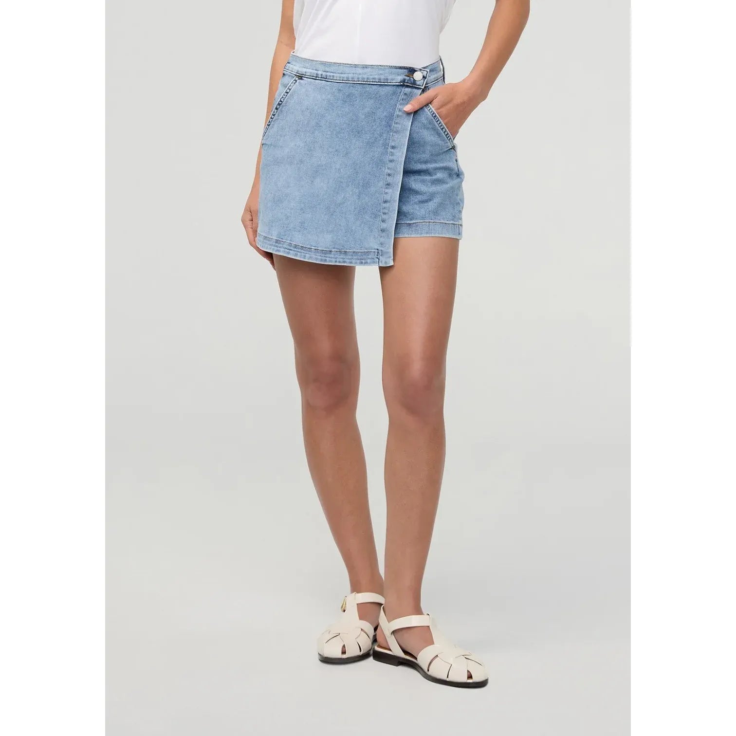 Performance Denim Lite Wrap Skort - Femmes