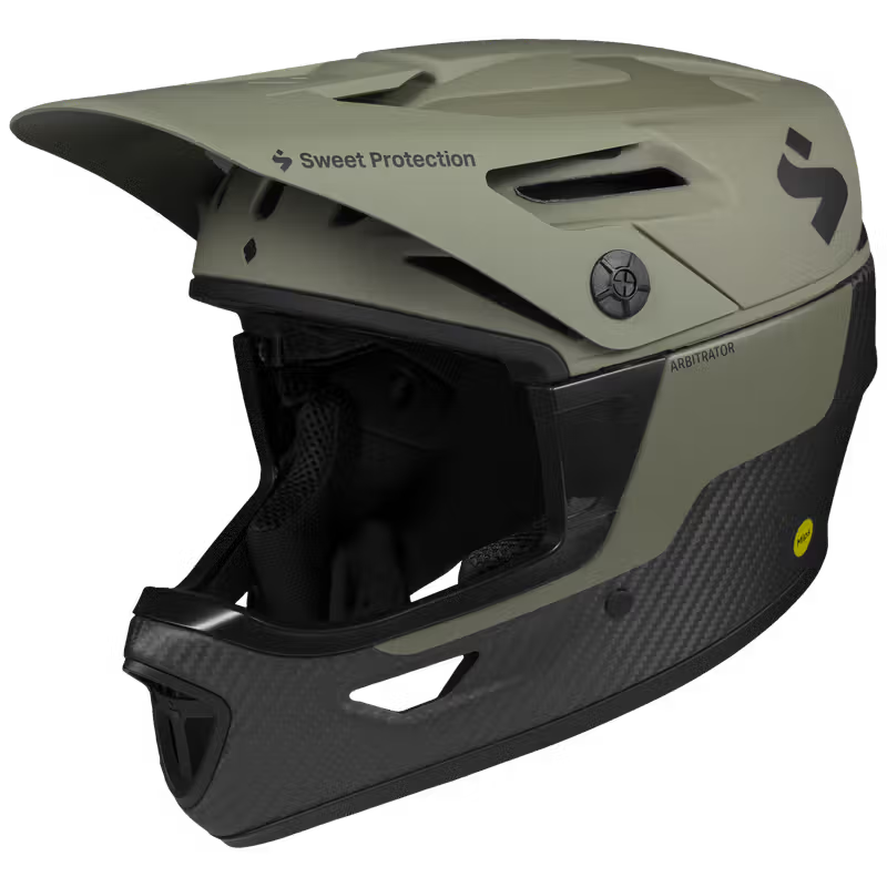 Arbitrator MIPS Helmet