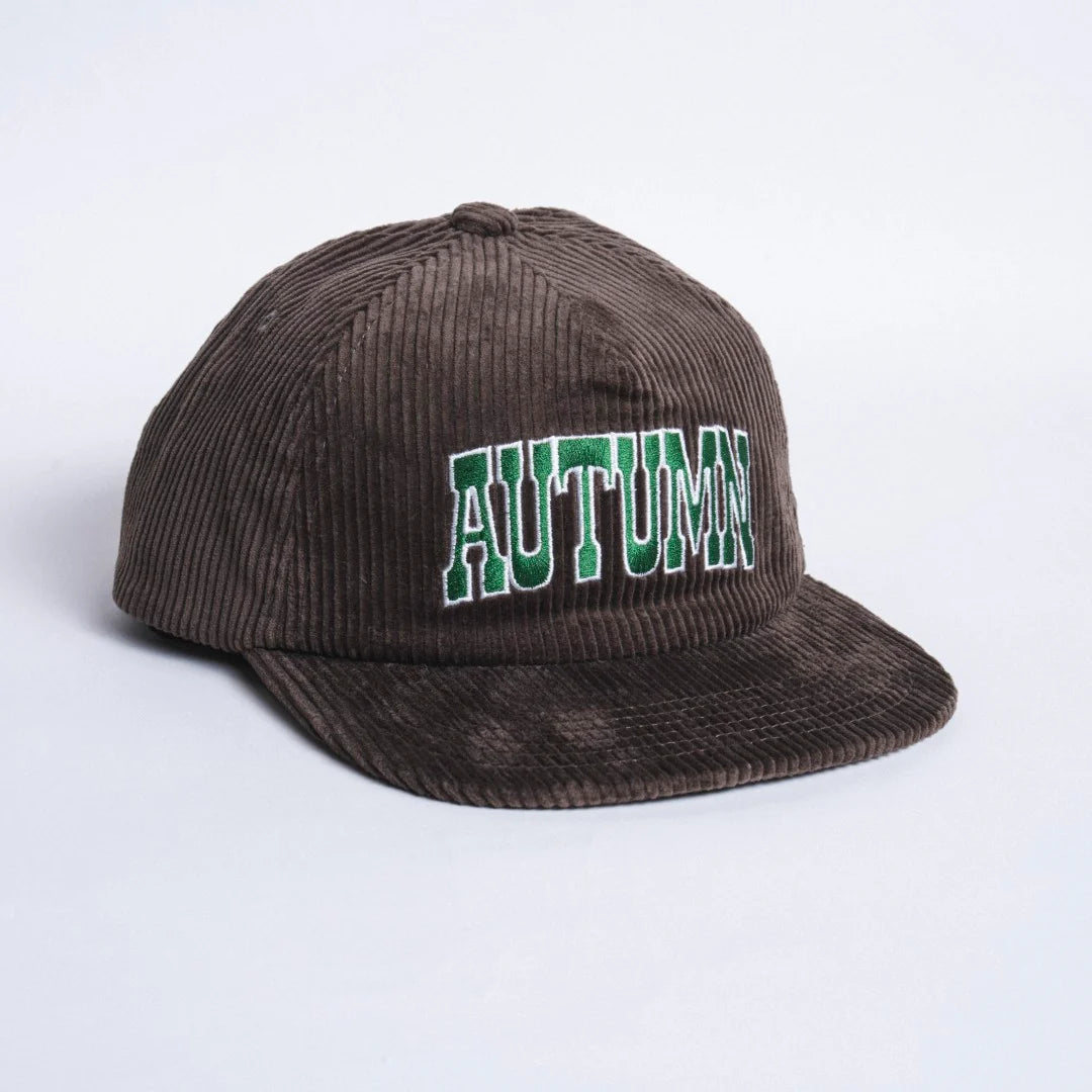Casquette à cinq panneaux en cordon