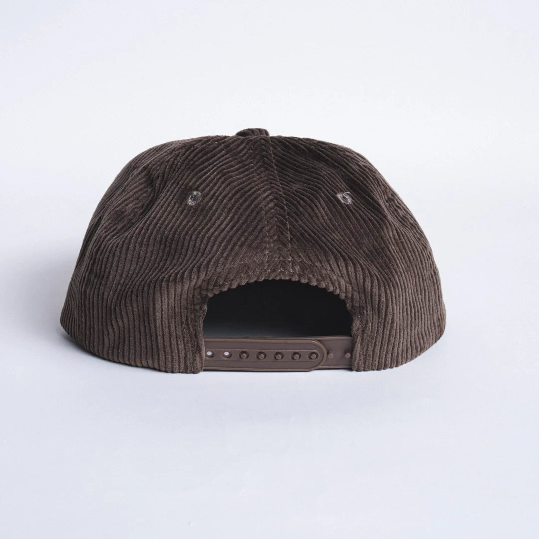 Casquette à cinq panneaux en cordon