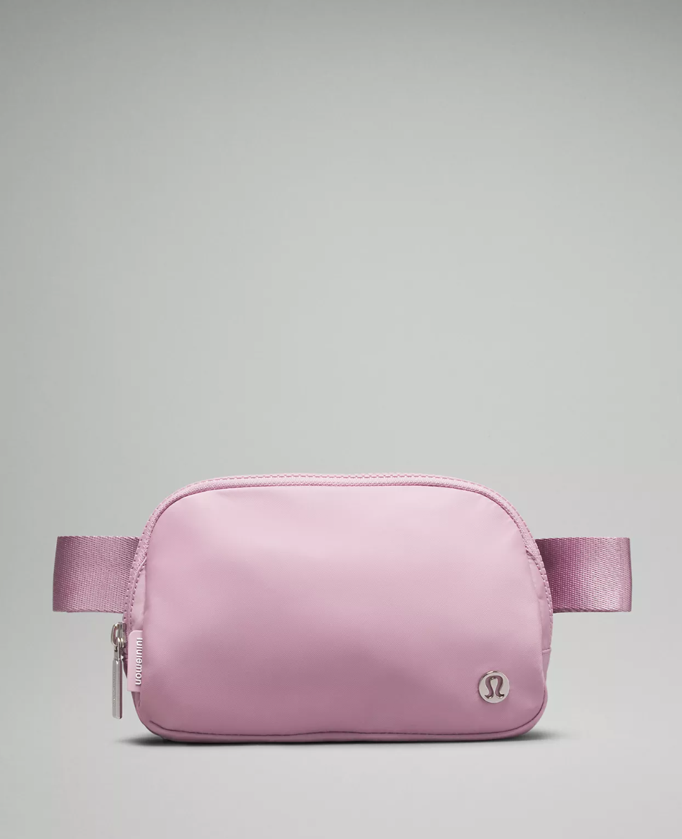 Sac de ceinture Everywhere Bandoulière allongée- Rose Blush || Everywhere Belt Bag 1L - Rose Blush