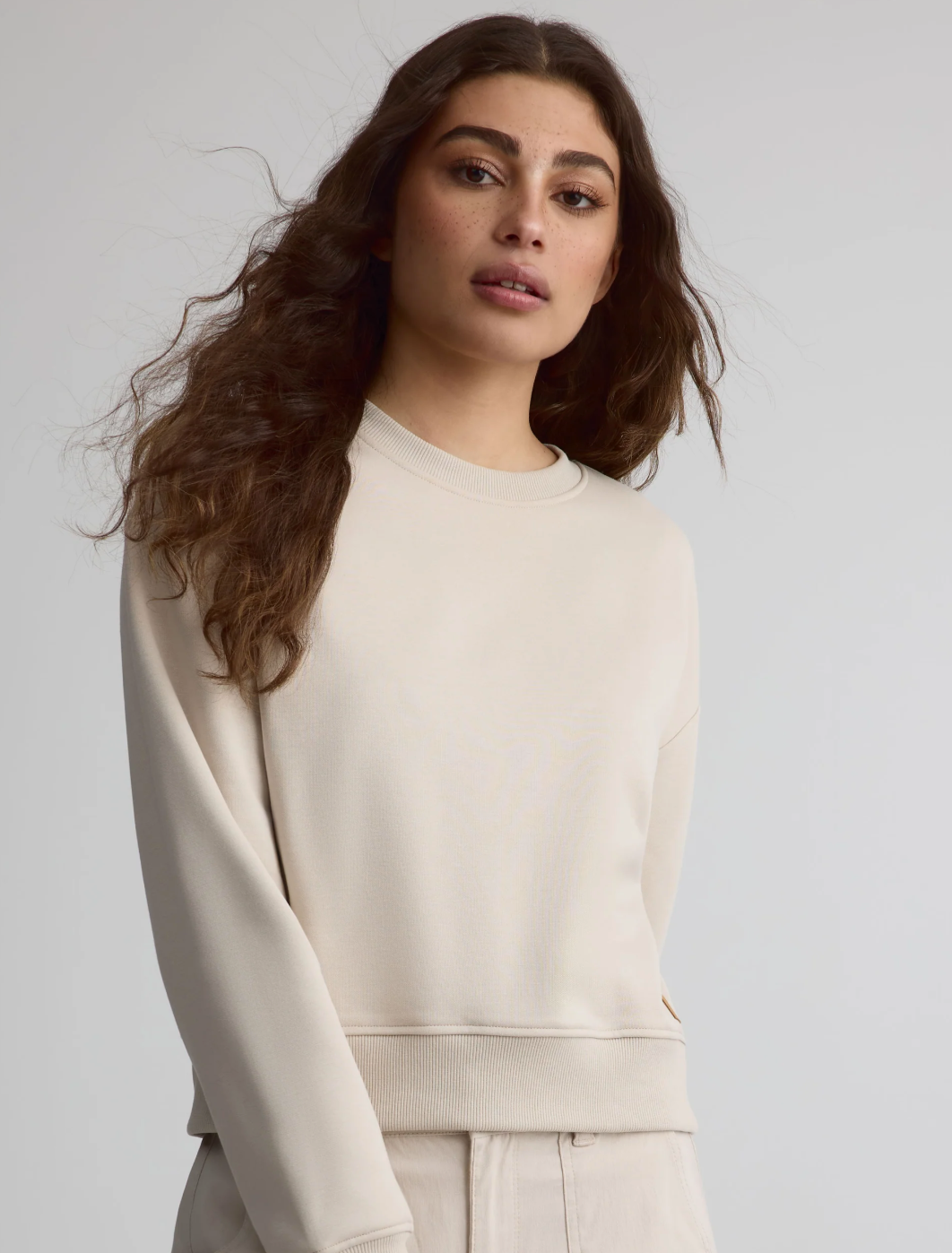 Chandail coton ouaté à col rond pour femme||Crewneck fleece sweatshirt for women