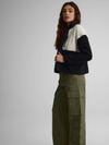 Veste en sherpa à col montant pour femme||High-collar sherpa jacket for women