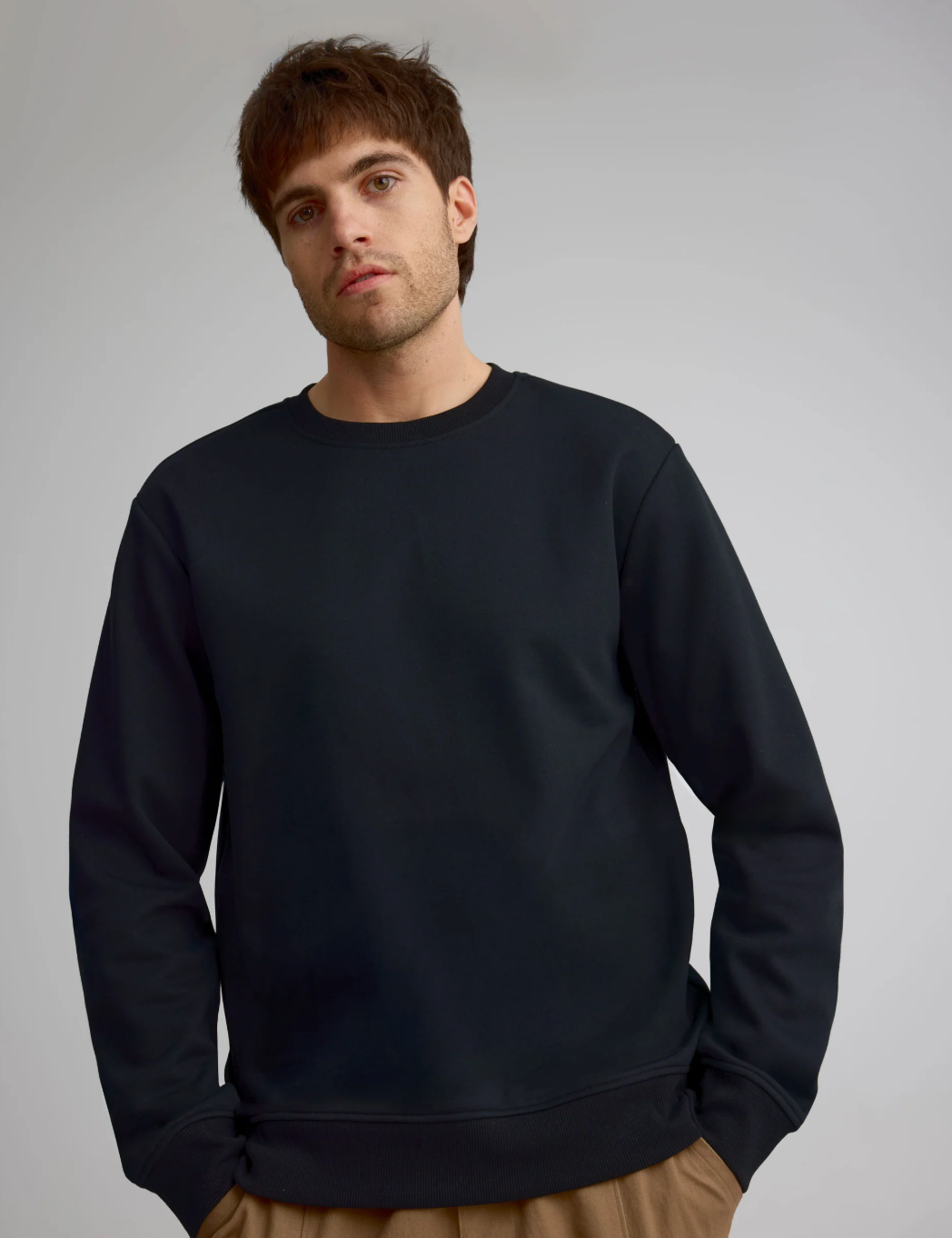 Chandail coton ouaté à col rond pour homme||Crewneck fleece sweatshirt for men
