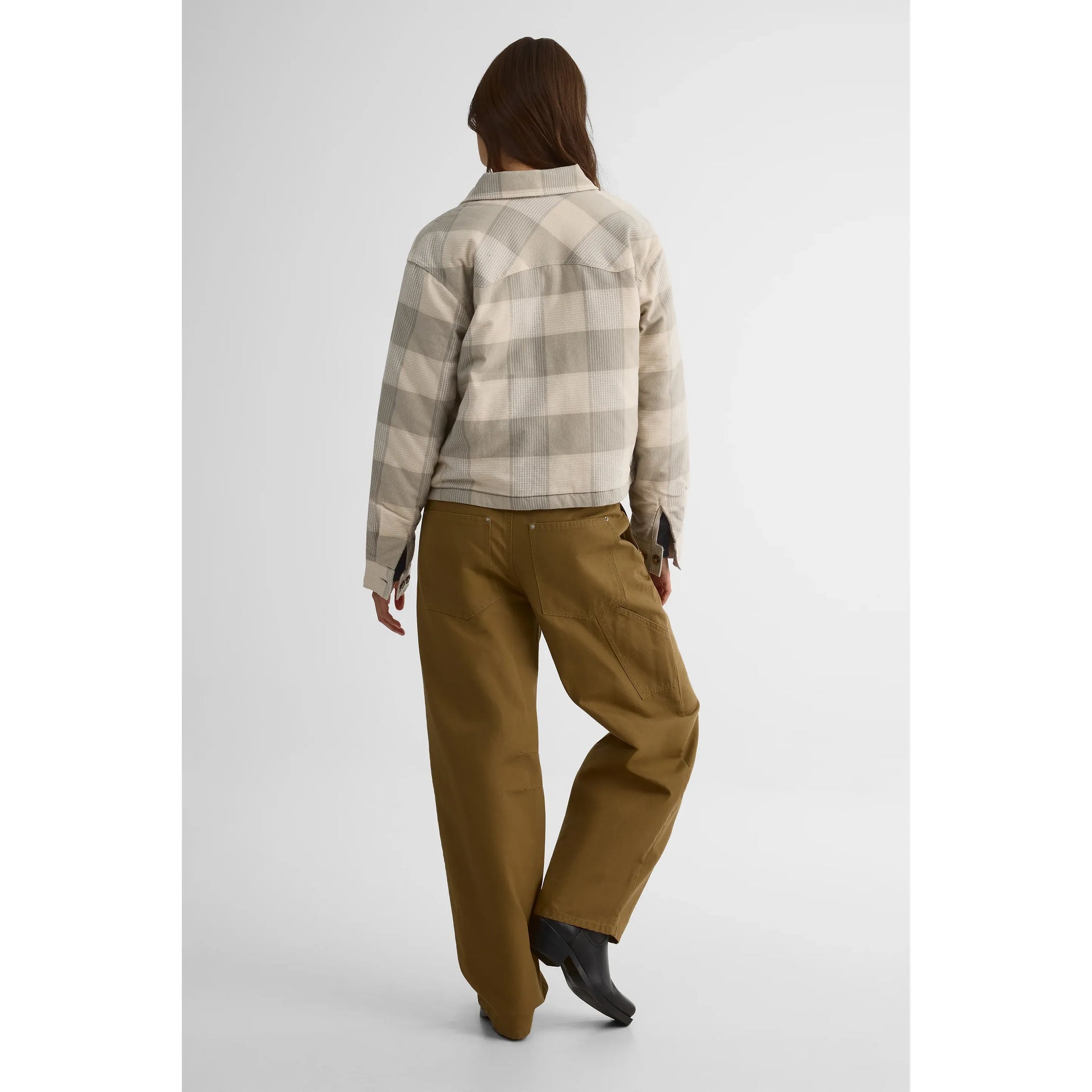 Surchemise isolée à carreaux pour femme – La Vagabonde