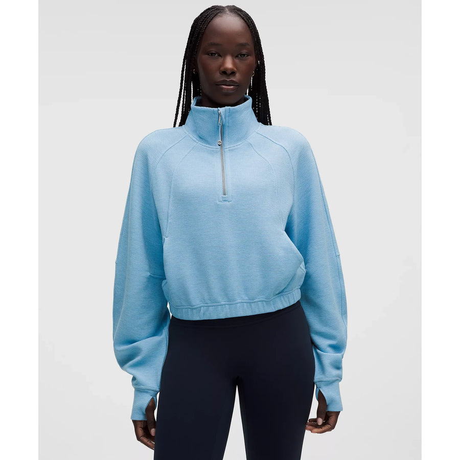 Pull court Scuba à col montant et demi-zip en maille gaufrée - Femmes