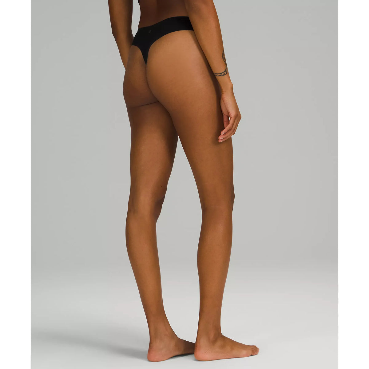Sous-vêtements string taille mi-haute InvisiWear - Femmes