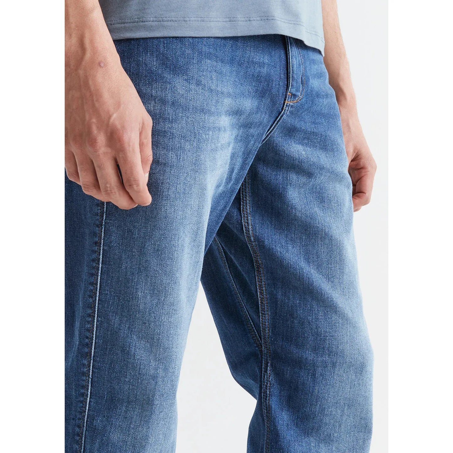 Perfo. Denim athlétique droit - Hommes