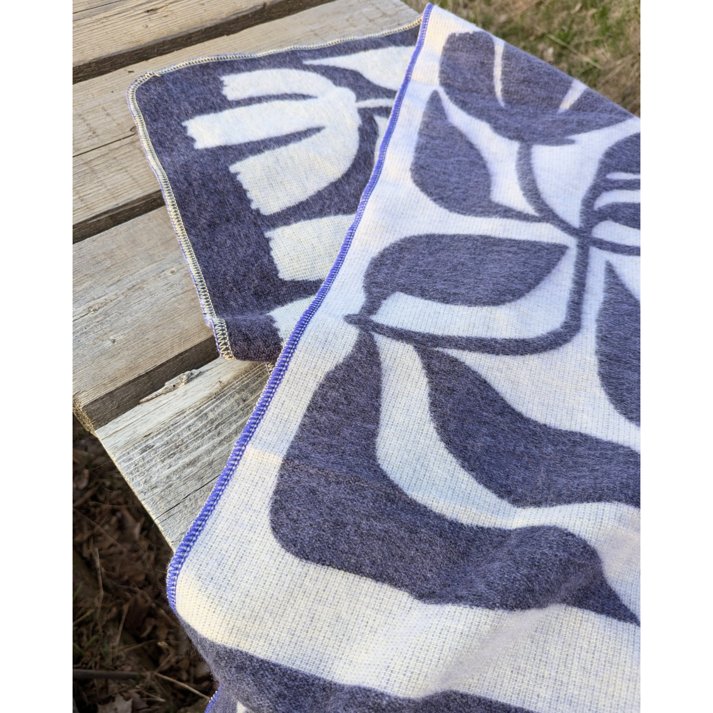 Couverture à fleurs — Lys