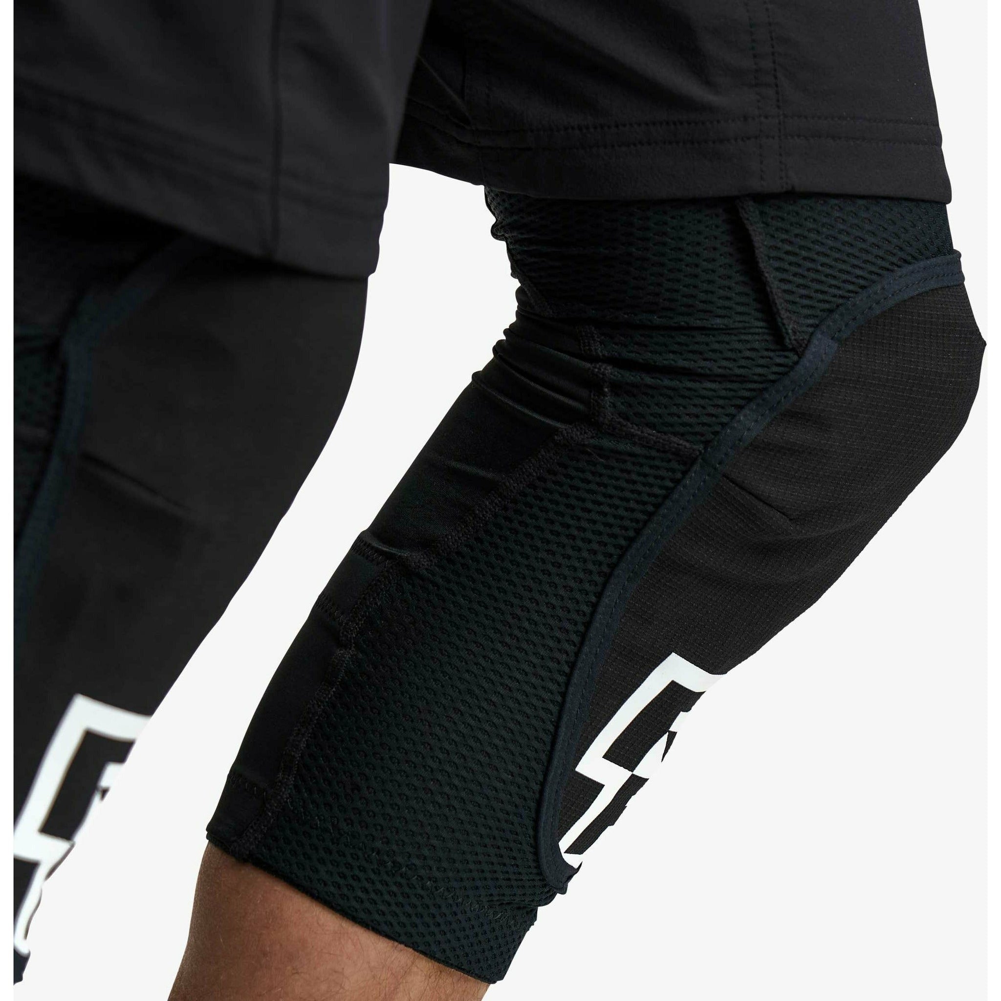 Protection Genoux Covert||Covert Knee Pad